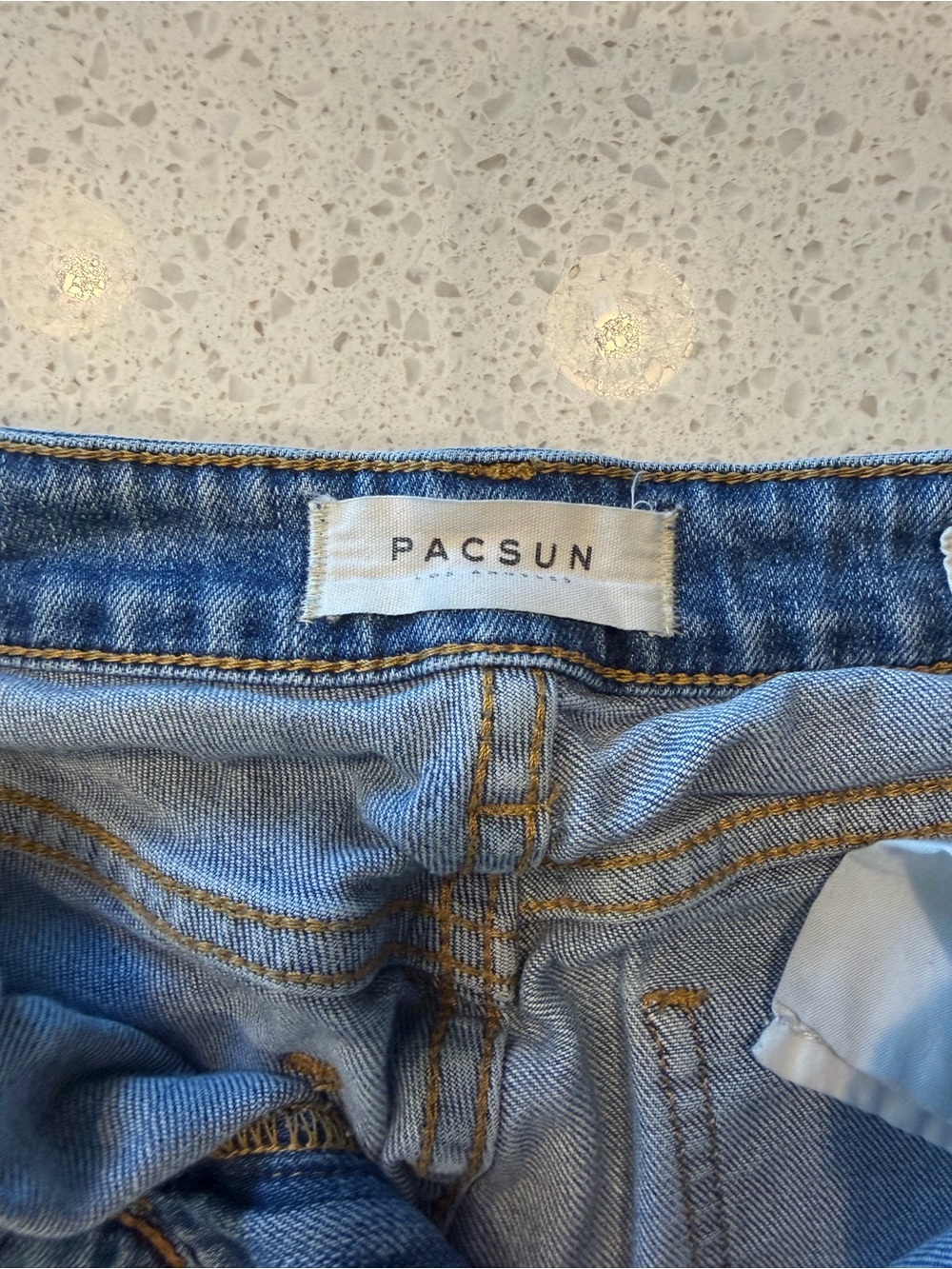PacSun Women's Light Wash Mom Jeans